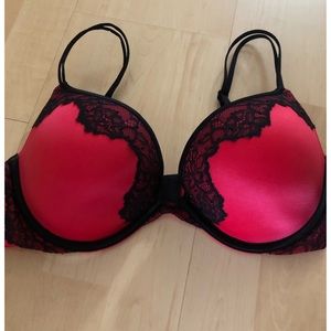 COPY - Victoria’s Secret Very sexy push-up bar